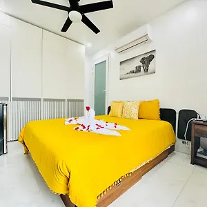 Bed & Breakfast Ocean Pearl - Cozy Comfort With Pool Nearby Sunset, Long Bay